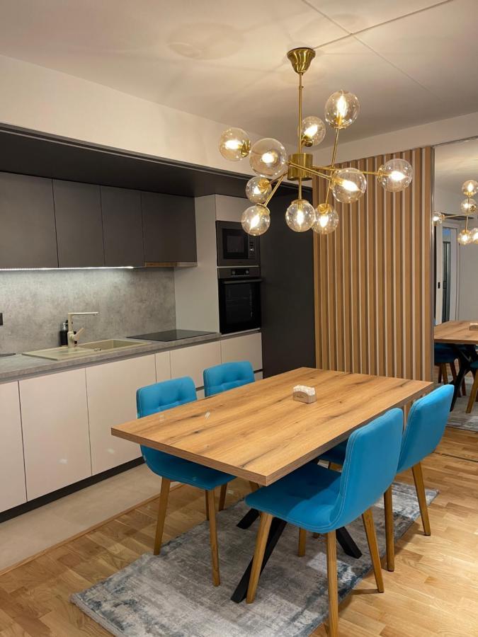 New Concept Included Garage Daire Saraybosna Dış mekan fotoğraf